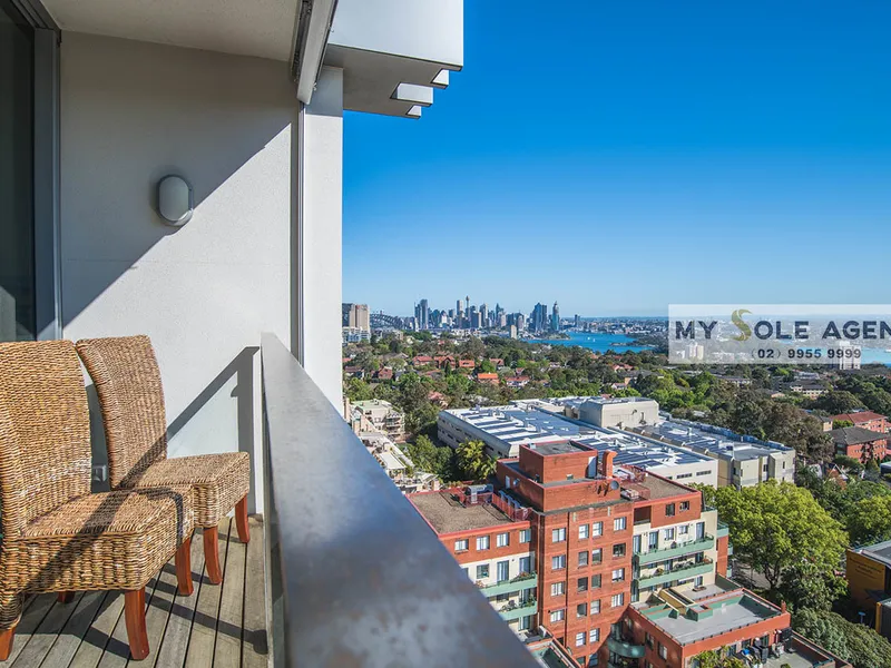 180 Degrees Water View and Harbour Bridge View