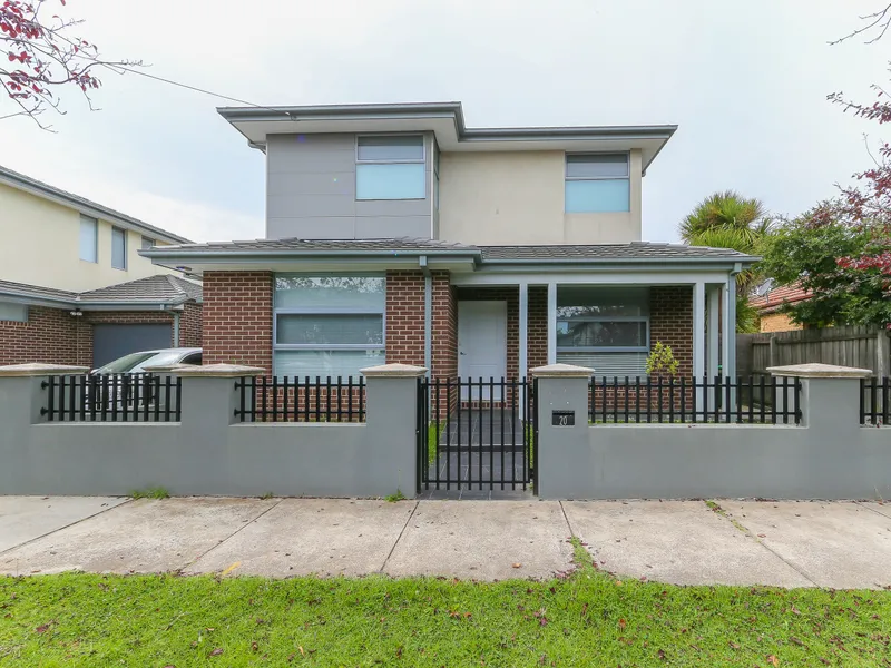 Stunning Townhouse in a Perfect Location