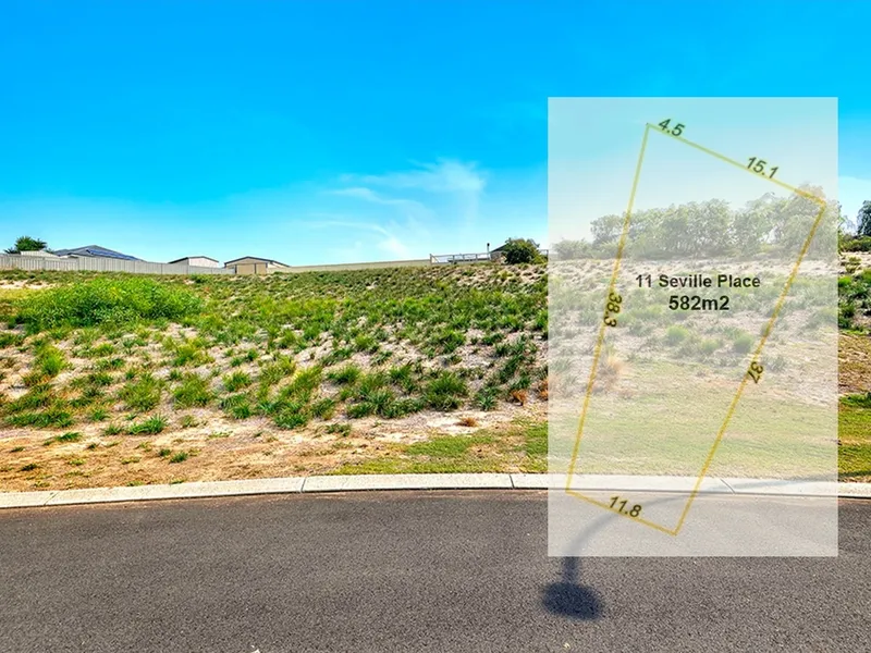 Lovely Lakewood Shores