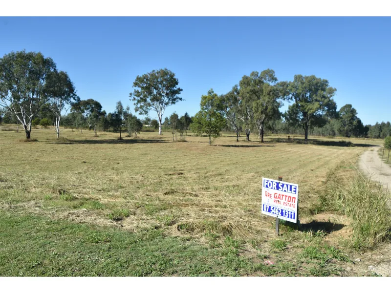NEARLY 3 ACRES JUST 5 MINUTES FROM GATTON