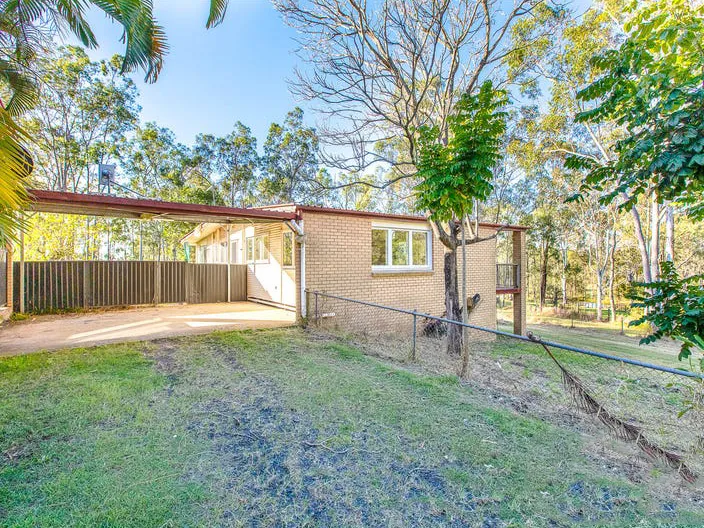 Peaceful home in a fantastic location!