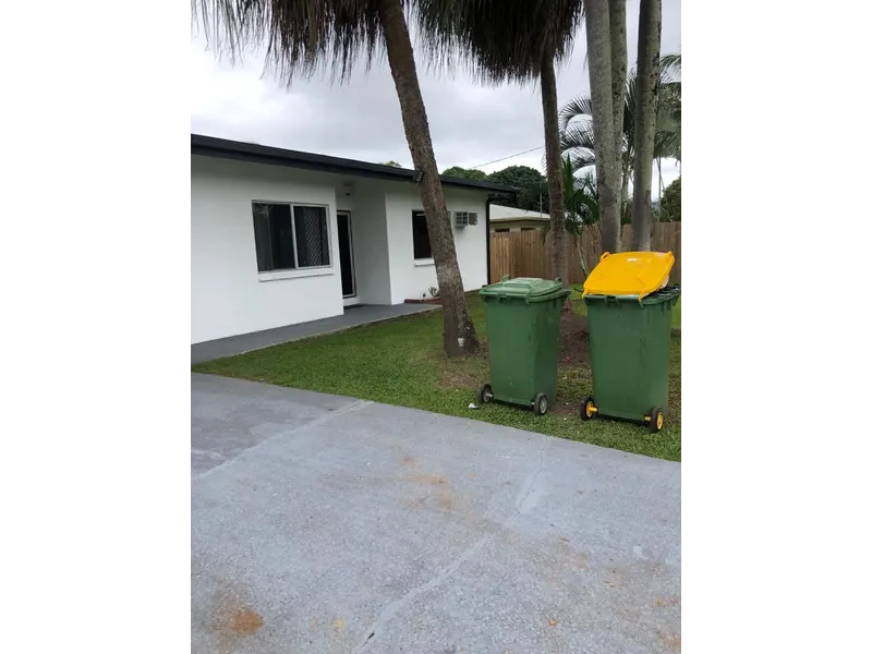 Freshly renovated & Furnished