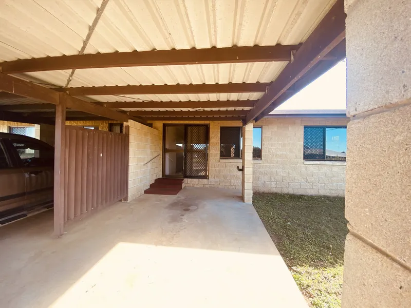 1 BEDROOM UNIT - NEAT AS A PIN