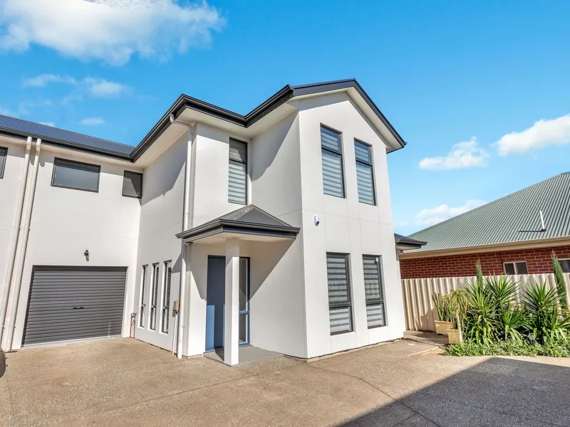 Modern living in Seaton