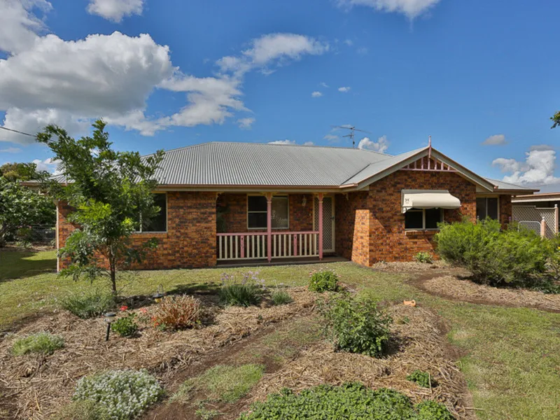 Family Home In Wyreema!