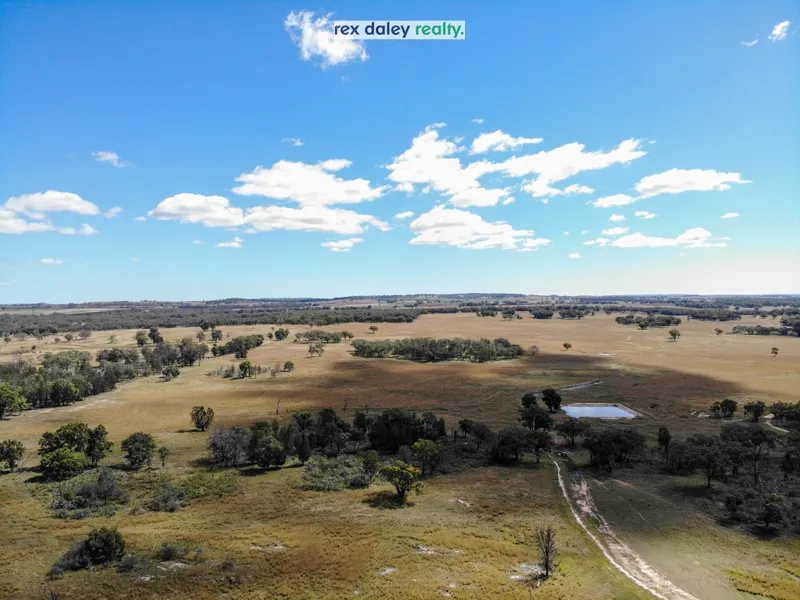 GREAT STARTER OR ADD-ON BLOCK