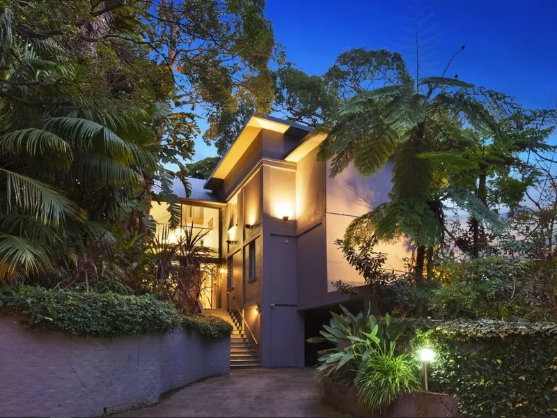 Modern family residence in the heart of Balmoral
