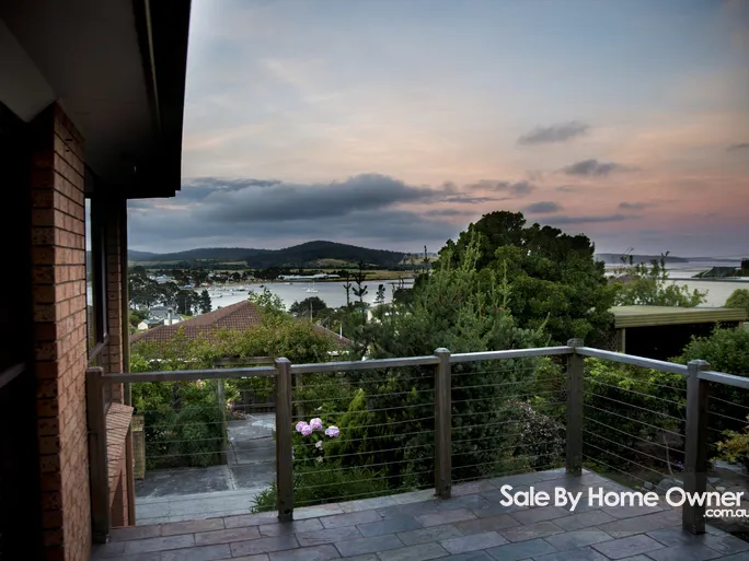 Panoramic views of St Helens and Georges Bay