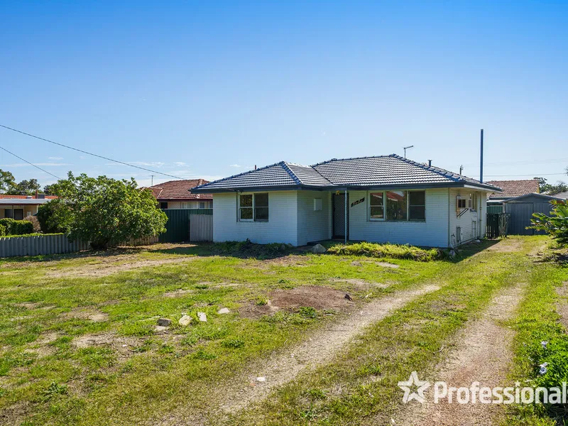 Classic 3 x 1 ready for tenants!