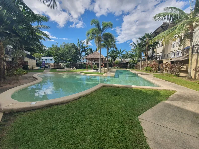 Holiday Living Without The Price Tag - Two Bedroom Two Bathroom Spacious Apartment