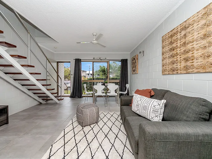 Stylishly Renovated Townhouse in Ultra-Convenient Locale with Low Body Corporate Fees