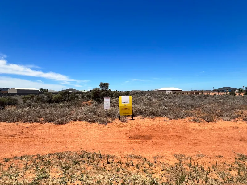 BUILD YOUR DREAM HOME IN A POSITION PERFECT LOCATION