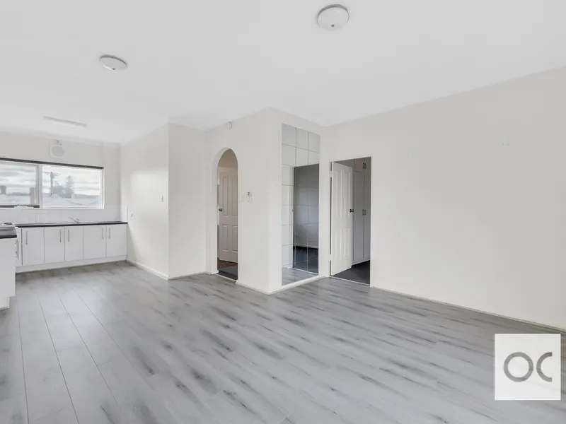 UPDATED 2 BEDROOM APARTMENT MINUTES TO BEACH