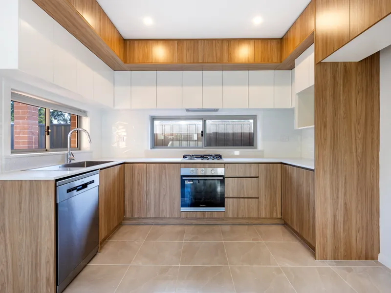 Brand new 2 bedroom granny flat in the perfect location!