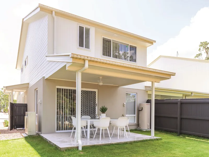 From 395K / Just Completed