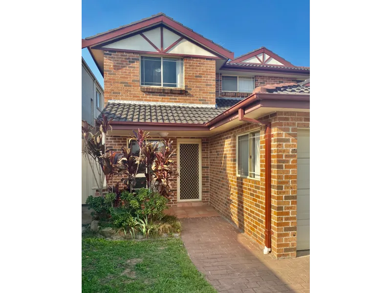 Duplex In Minchinbury