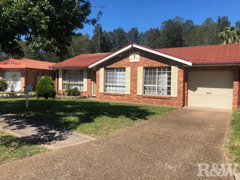 Neat and tidy 3 bedroom brick home