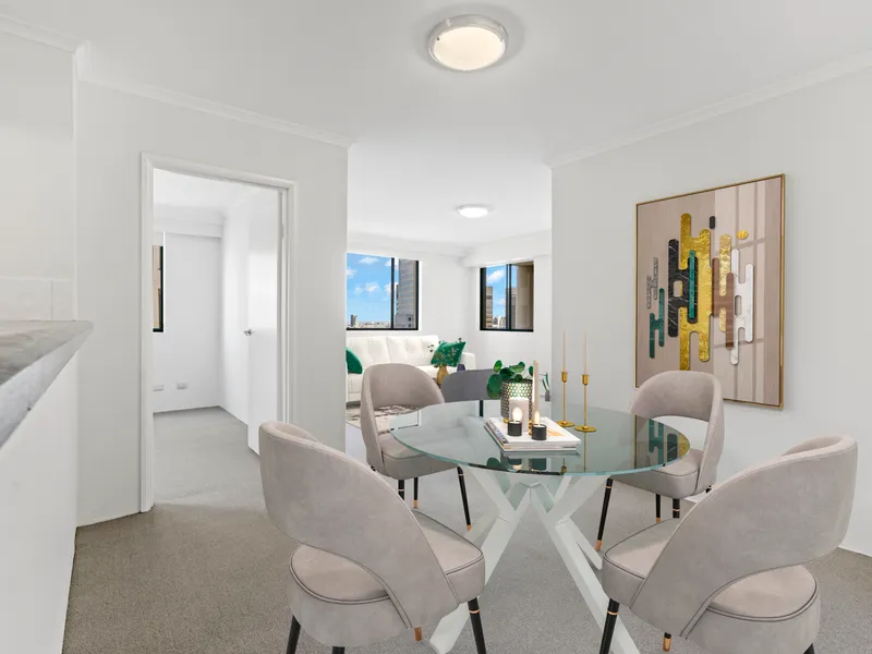 Huge Apartment Offers Resort Style Living
