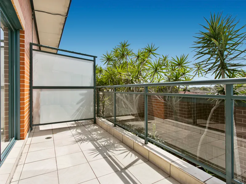 Deposit Taken! $675 per week