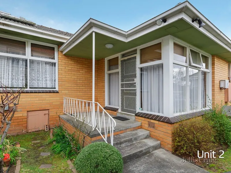 Peaceful Villa Unit in the Heart of Canterbury