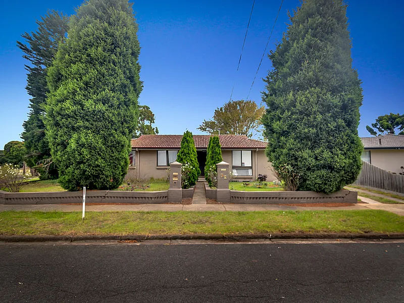 GREAT LOCATION, SOLID INVESTMENT!!!