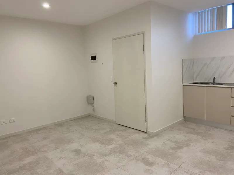 Studio Apartment Ground Floor