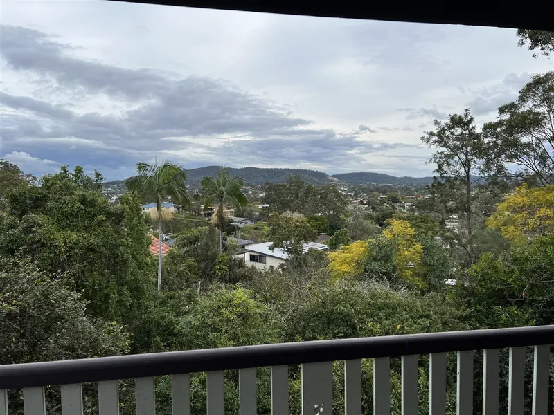 3 Bedroom House. Fantastic Views