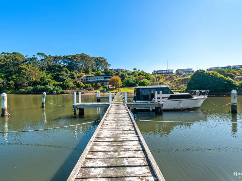 ULTIMATE WATERFRONT OPPORTUNITY!