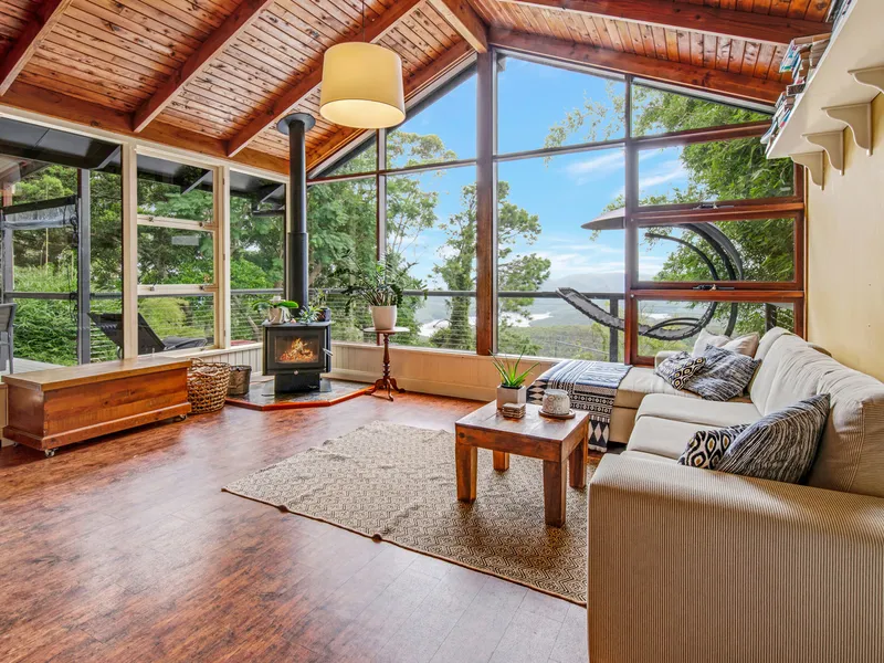 CUTE COTTAGE - MOUNTAIN VIEWS