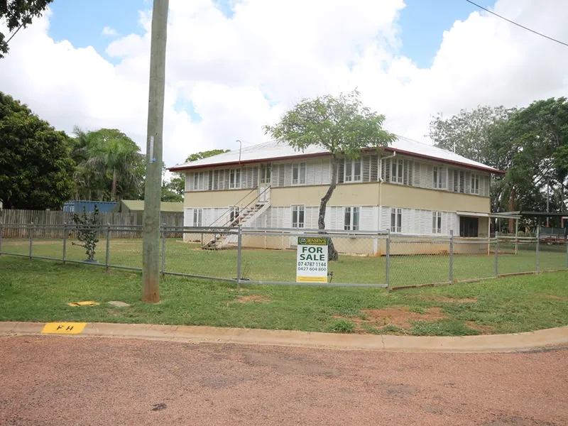 HISTORY & GRACE WITH FAMILY SPACE