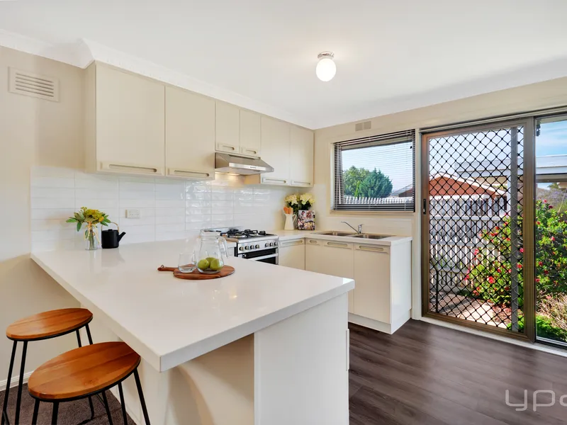 SPACE STYLE & SITUATED CLOSE BY TO ALL OF WERRIBEE'S AMENITIES!