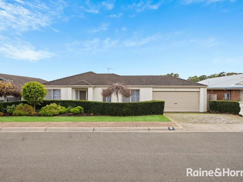 The Ultimate Outdoor Entertainer