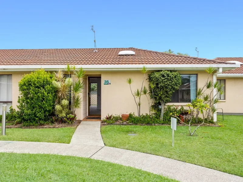 Beachside Villa in Great Location