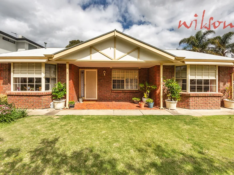3 bedroom Courtyard Lifestyle - Road Frontage - Private Yards Front and Back!