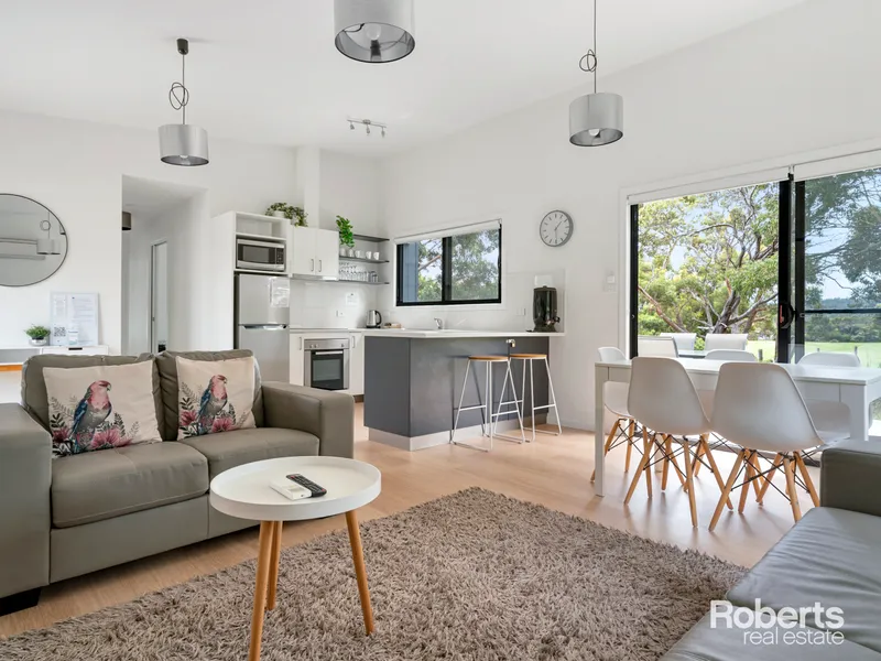 Coming Soon! U1 - 3 Bedroom, Fully Furnished