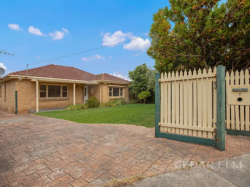 Huge potential on a 623m2 block!