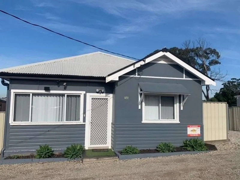 Full Furnished 4 Bedroom Home