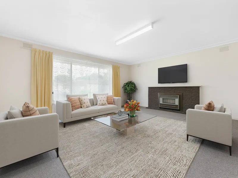 Wide Street Frontage, Spacious and Quiet