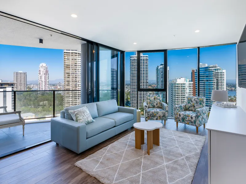 Unlock the Epitome of Coastal Elegance – Never-Occupied Luxury Unit at ‘Pearl’ Main Beach Awaits You
