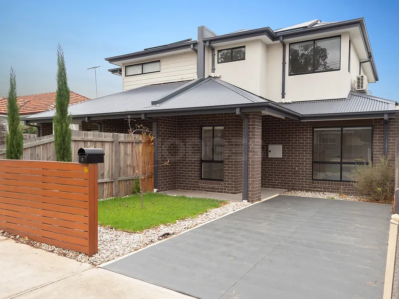 3 Bedroom Townhouse West Footscray