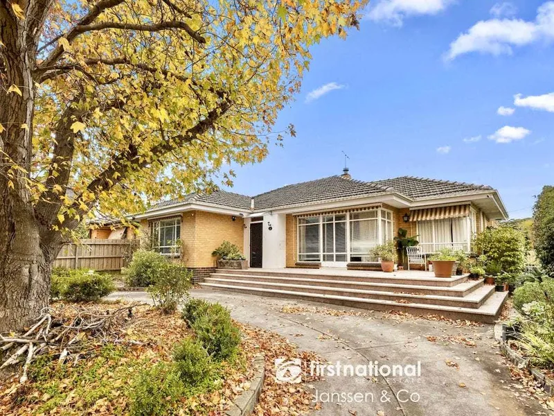 A 1960s Family Gem in the heart of Burwood