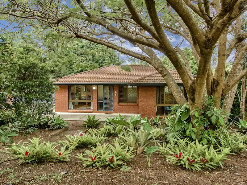 Your Own Parkland – Huge 1648m2 Block