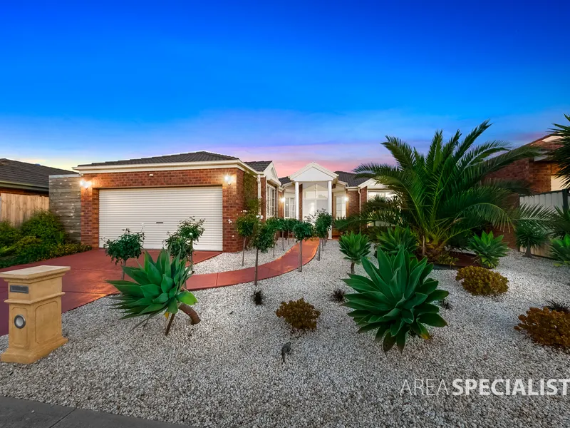 listedAS - This IMMACULATELY maintained Cairnlea Oasis is welcoming those families looking to move into this exclusive suburb in style, sophistication