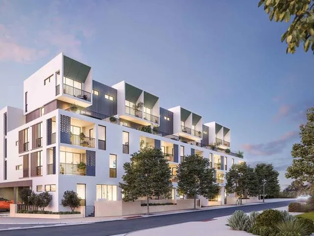 North facing coastal apartment just 500m from beach