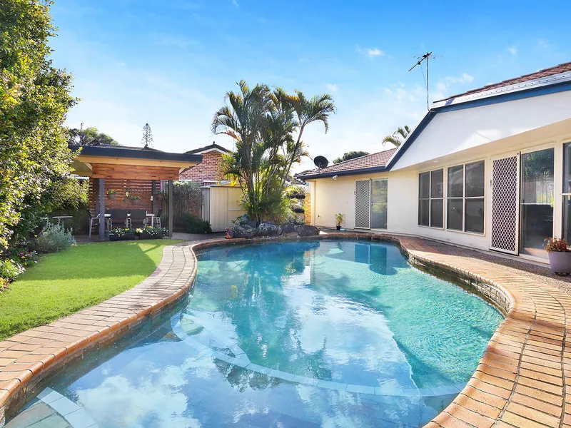 Relaxed poolside living in the heart of Ballina