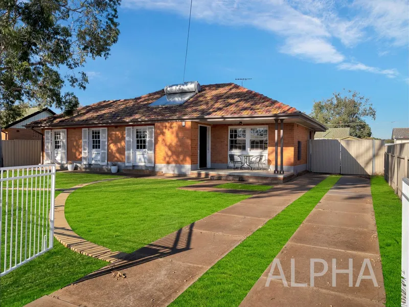 #1 PROPERTY IN DAVOREN PARK!