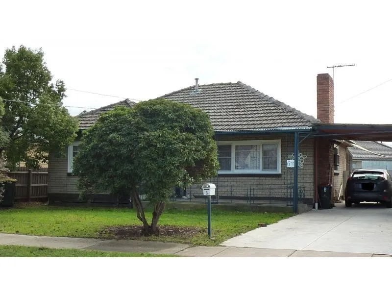 3 Bedroom home with ducted heating