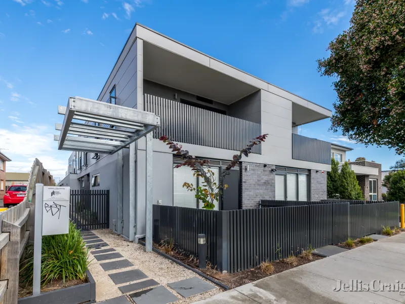 One Bedroom Apartment