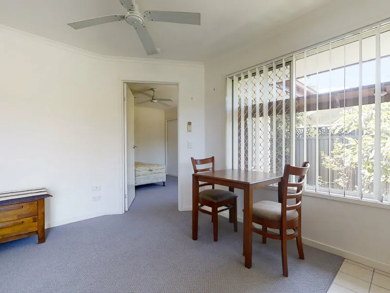 SECURE INVESTMENT - RETURNS BETTER THAN THE BANKS - LONG TERM TENANT - CENTRAL GOLD COAST LOCATION!