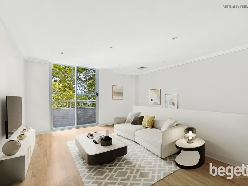 IMMACULATE & MODERN SPLIT LEVEL SET TO THE REAR IN SUPERB SETTING CLOSE TO CBD TRANSPORT & HENLEY PARK